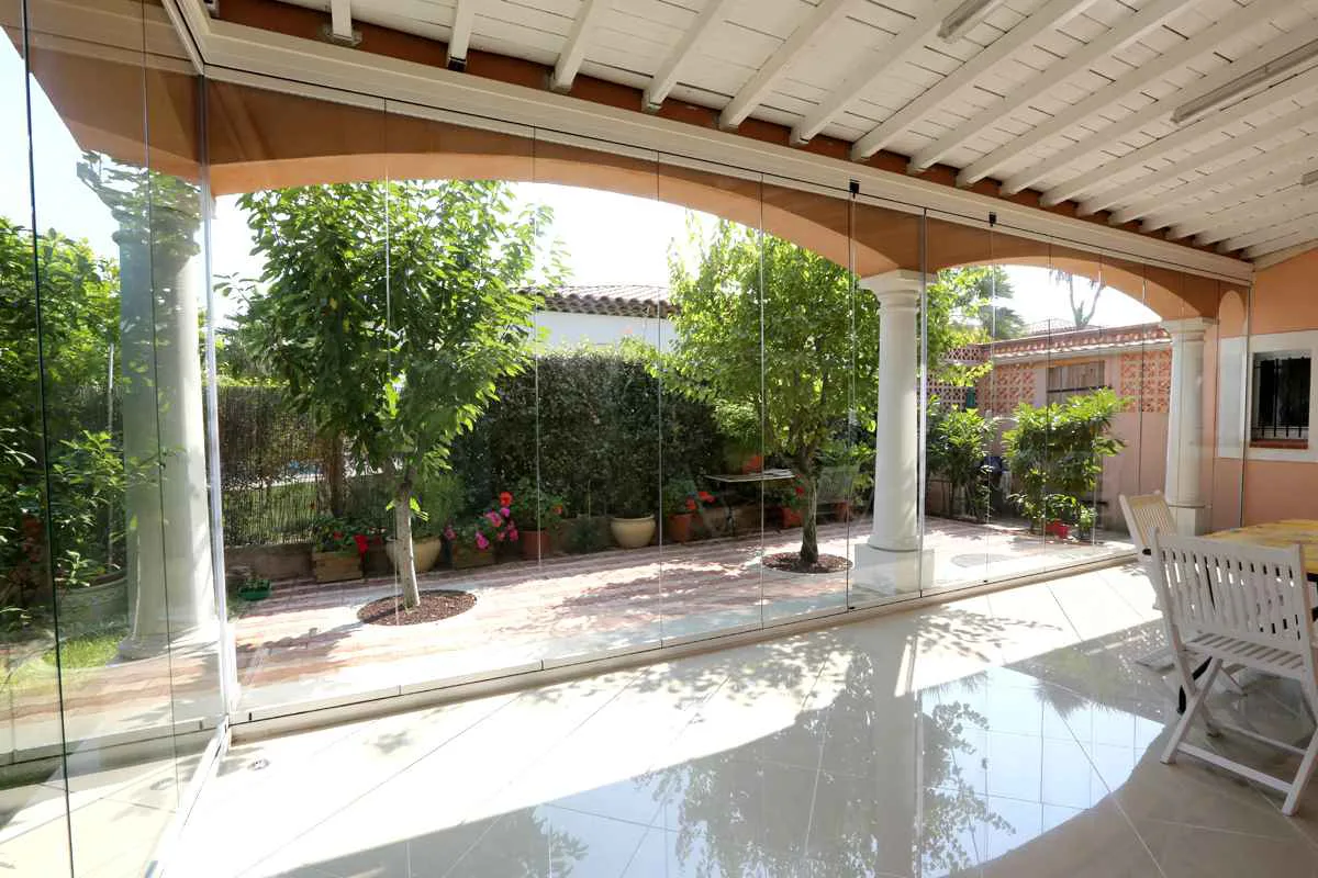 rideau verre contenu